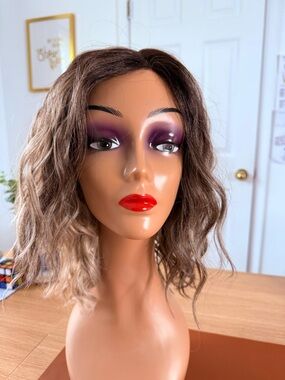 Lady Lace Swiss Lace Deep Part Wig in Light Cinnamon Brown - Wavy Bob